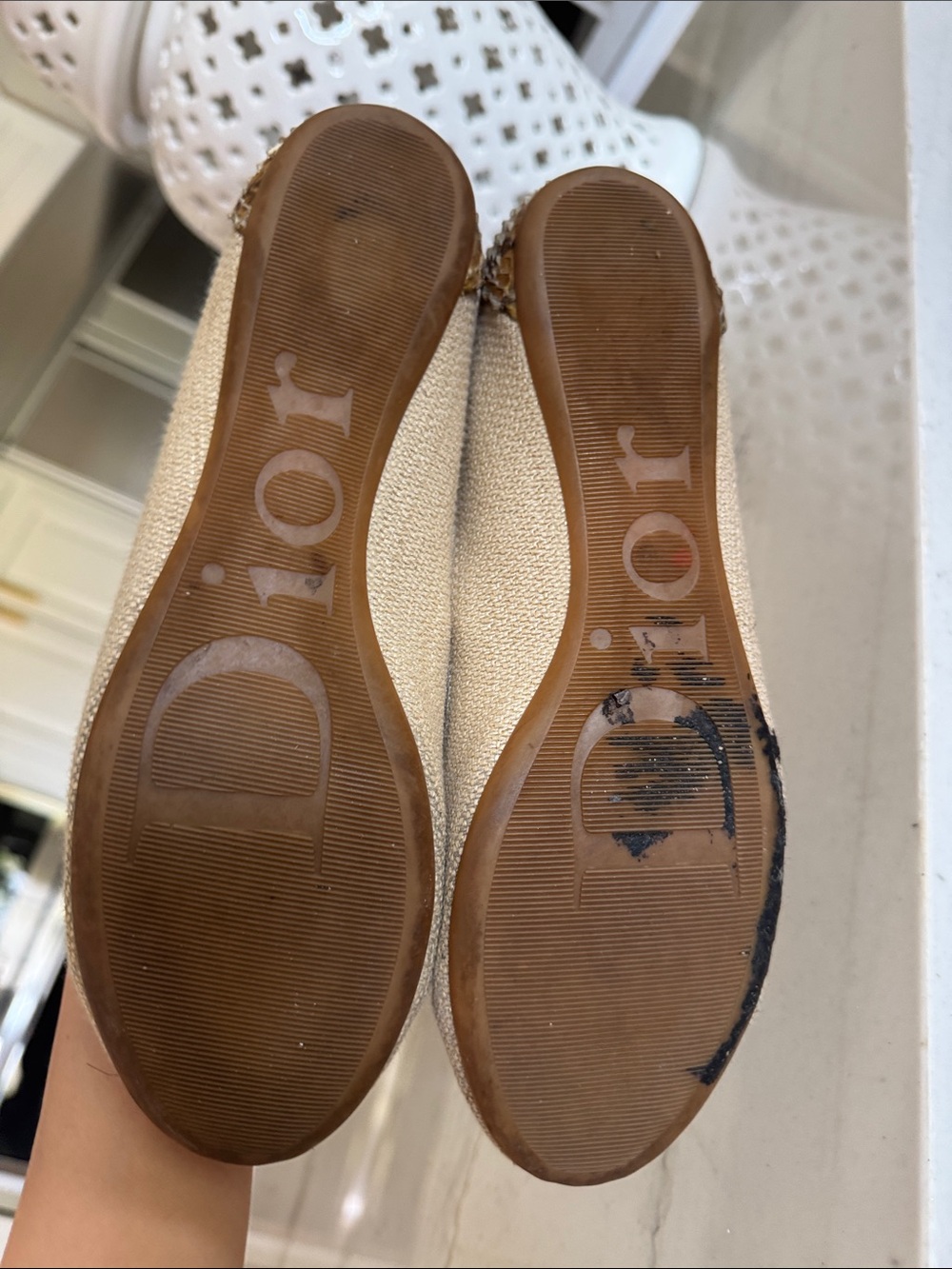 DIOR Women’s Cream Textured Ballet Flats with Gold Hardware EU 39 - Picture 2 of 5